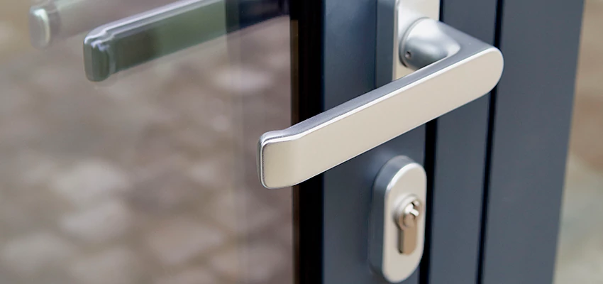 Broken Door Lock Cylinder Repair in Gustine, California