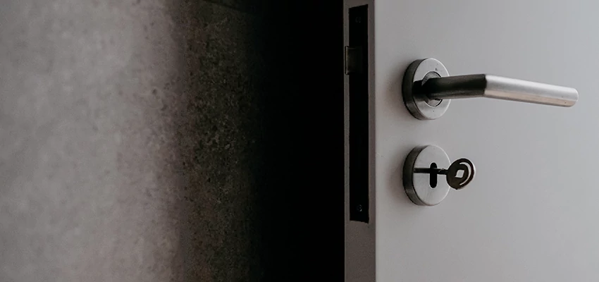 Front Door Handle Repair And Installation in Gustine, CA